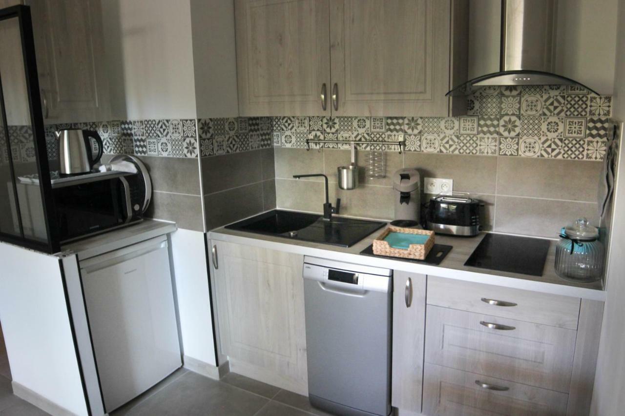 Appartement Provence Heureuse Сен-Сір-сюр-Мер Екстер'єр фото